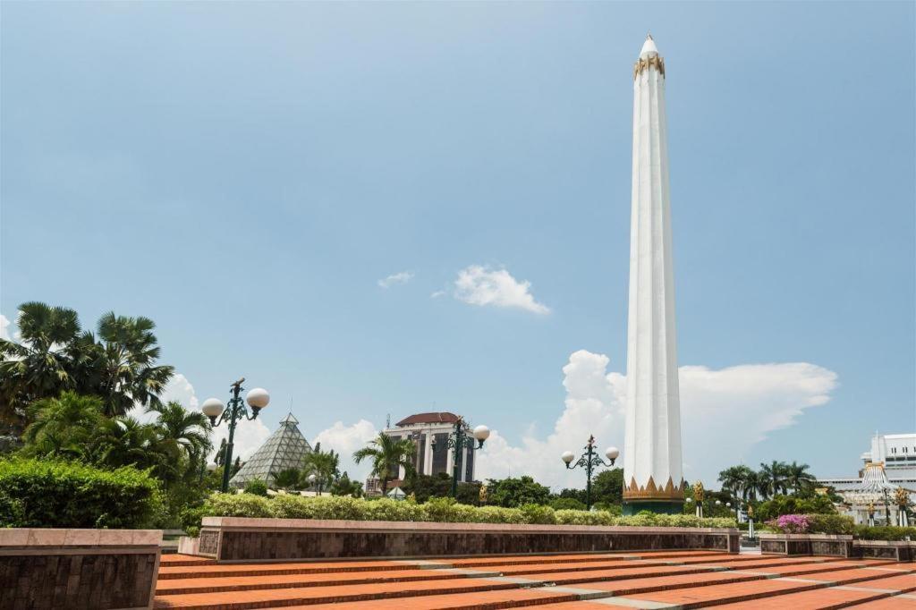 Hotel Graha Teras Syariah Surabaja Zewnętrze zdjęcie